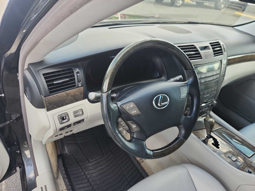2008 Lexus LS Image 33