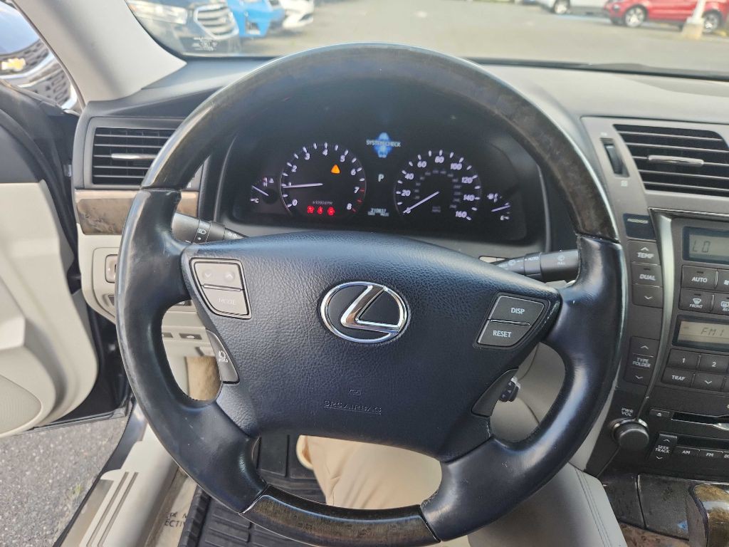 2008 Lexus LS Image 34