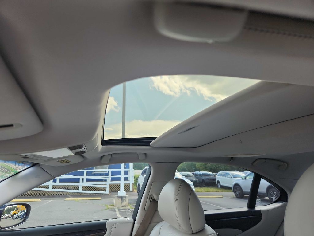 2008 Lexus LS Image 39