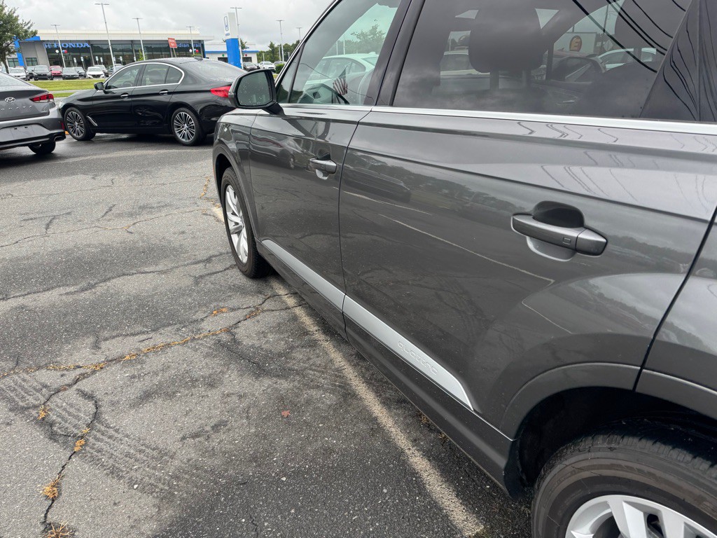 2018 Audi Q7 Image 15