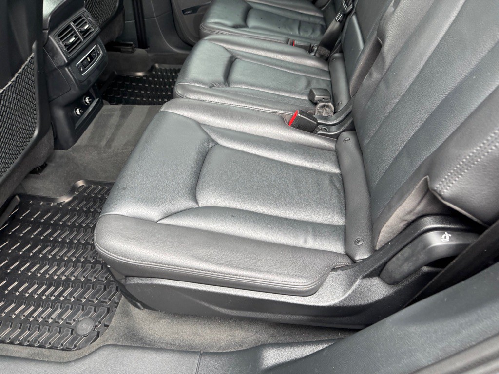 2018 Audi Q7 Image 18