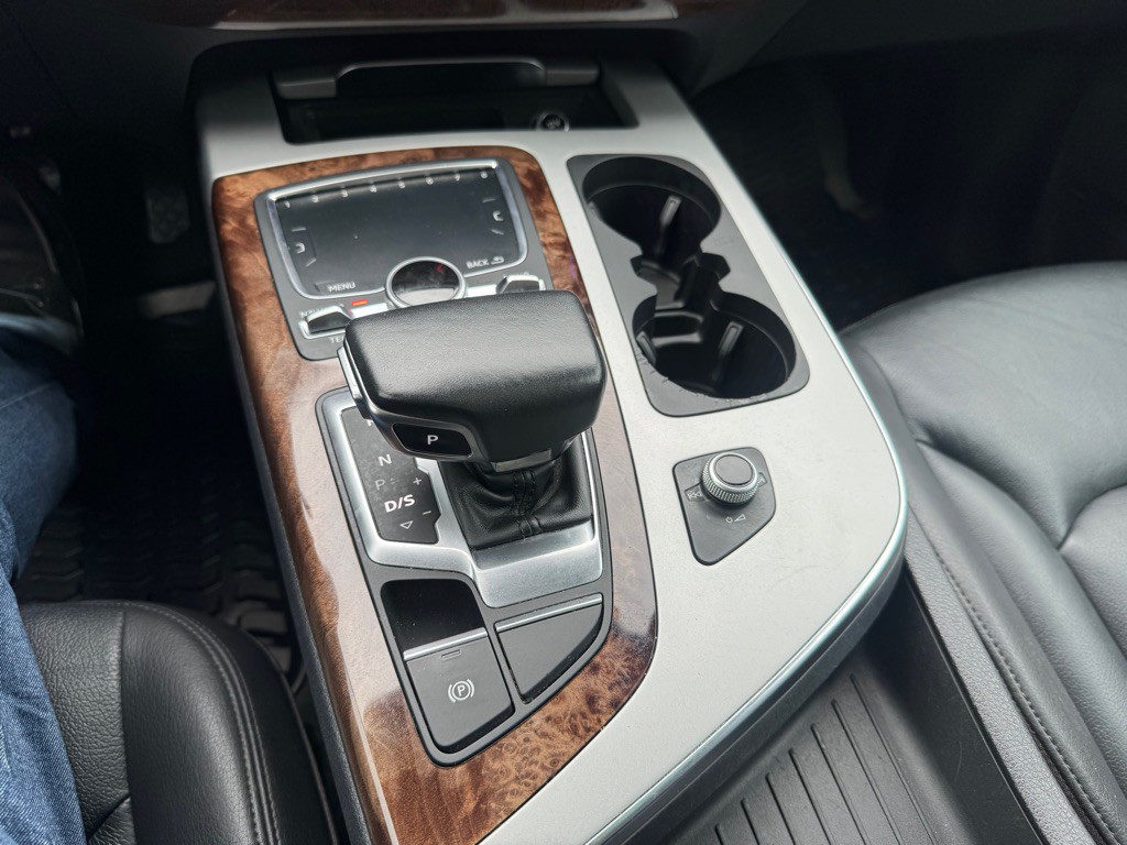 2018 Audi Q7 Image 28