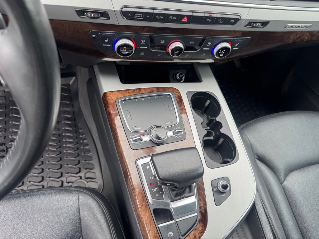 2018 Audi Q7 Image 10