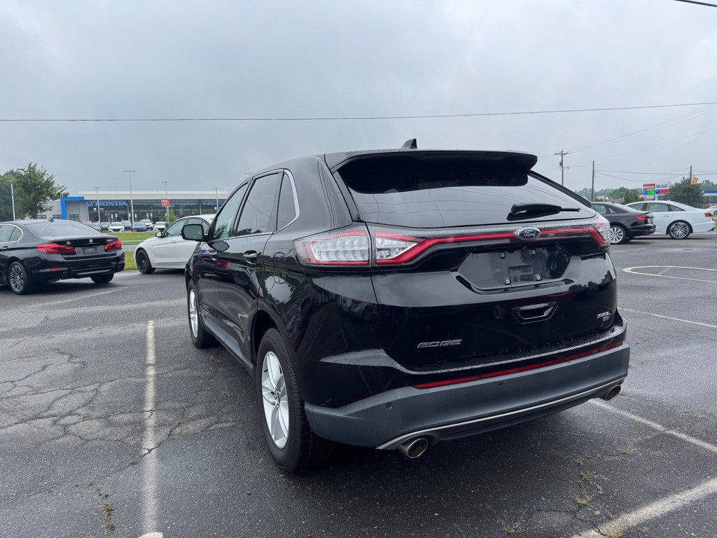 2018 Ford Edge Image 8