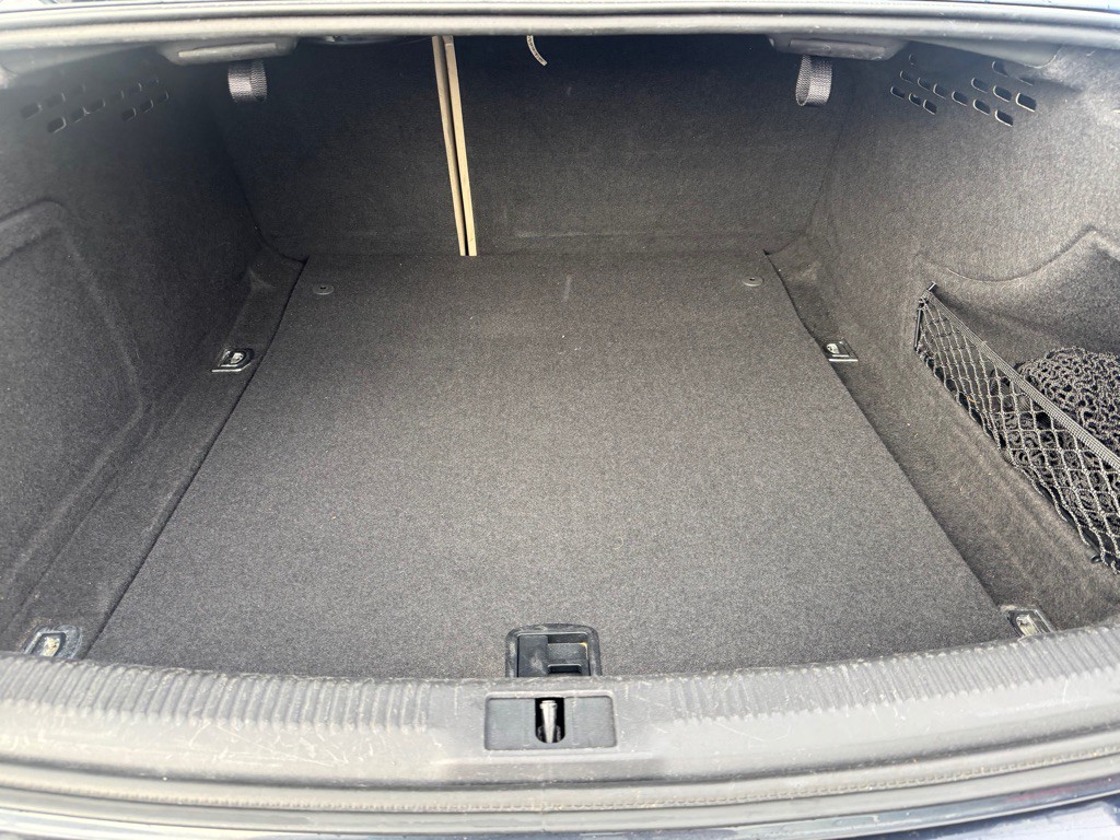 2012 Audi A4 Image 11