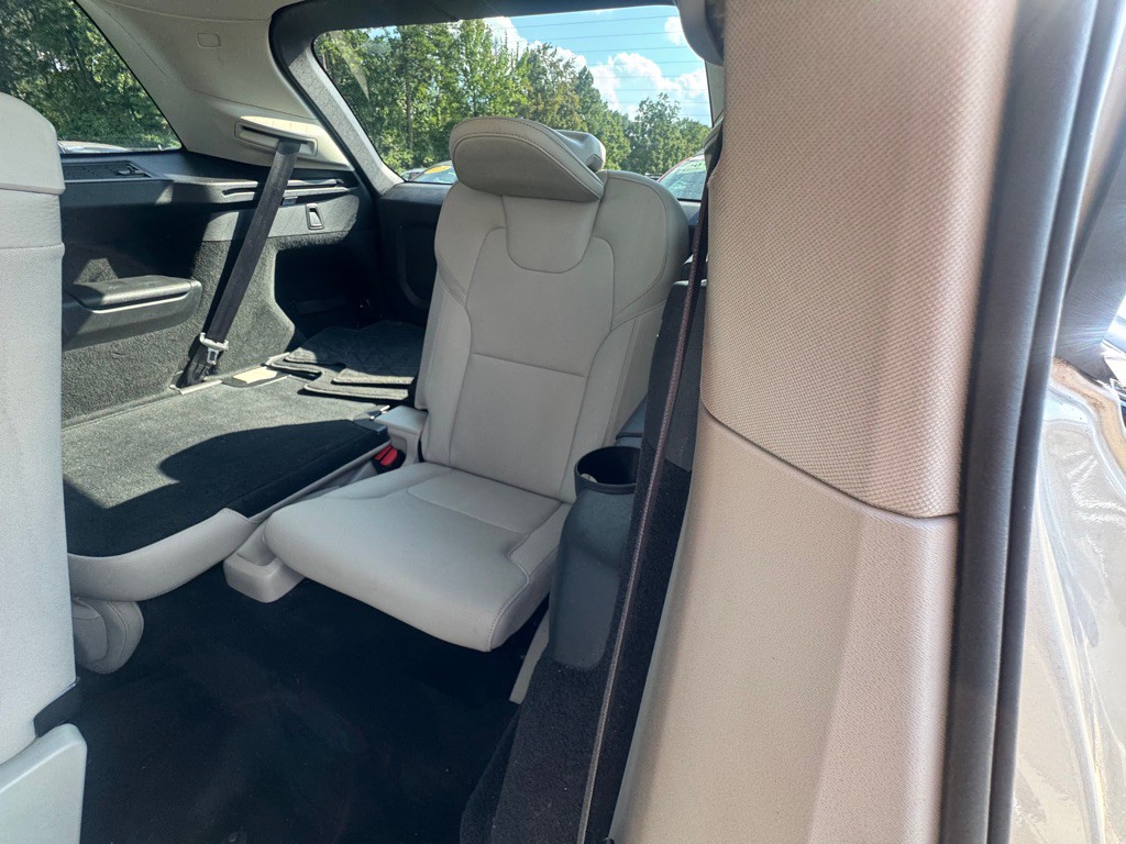 2016 Volvo XC90 Image 30