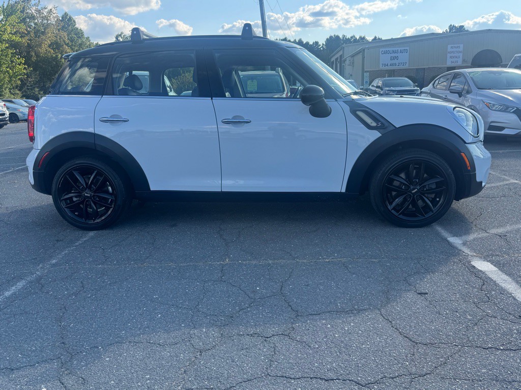 2015 MINI Cooper Image 6