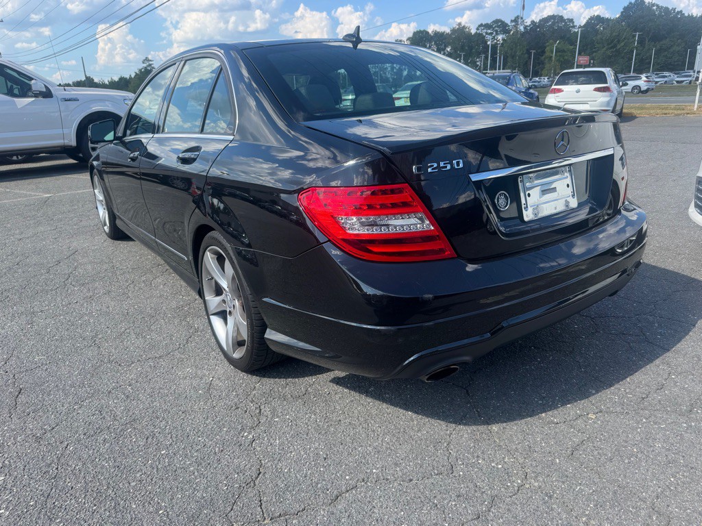 2014 Mercedes-Benz C-Class Image 4