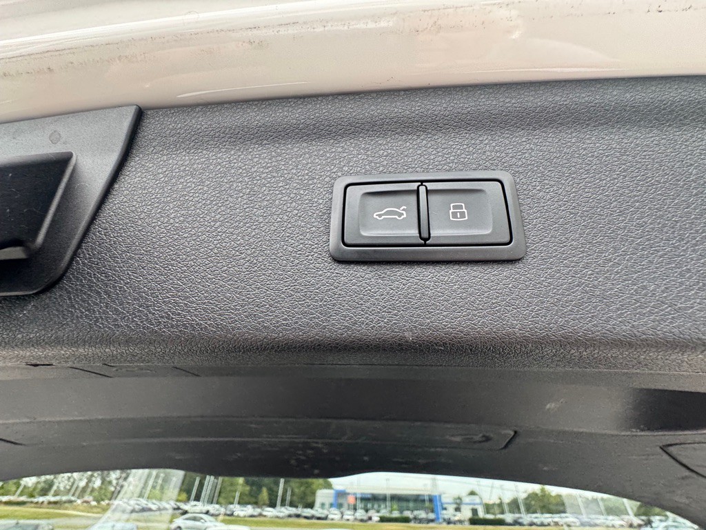 2018 Audi Q3 Image 24