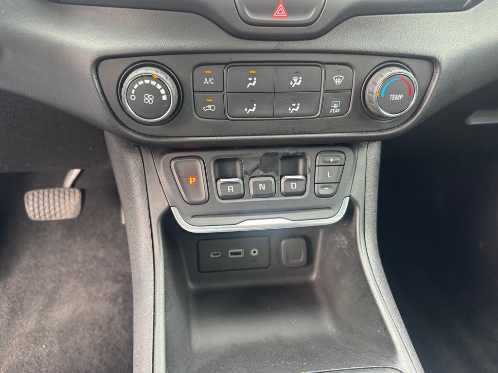 2018 GMC Terrain Image 16