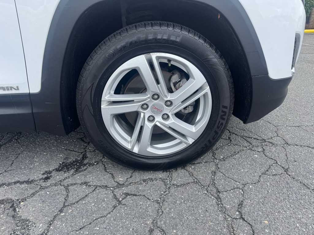 2018 GMC Terrain Image 18