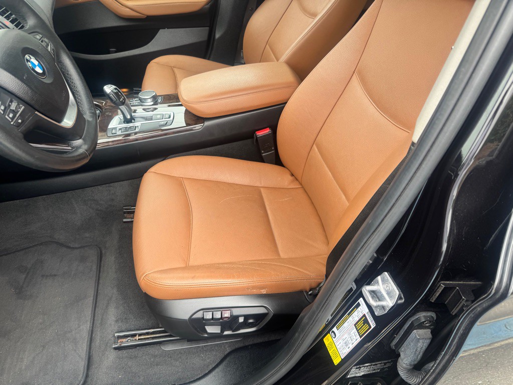 2017 BMW X3 Image 2