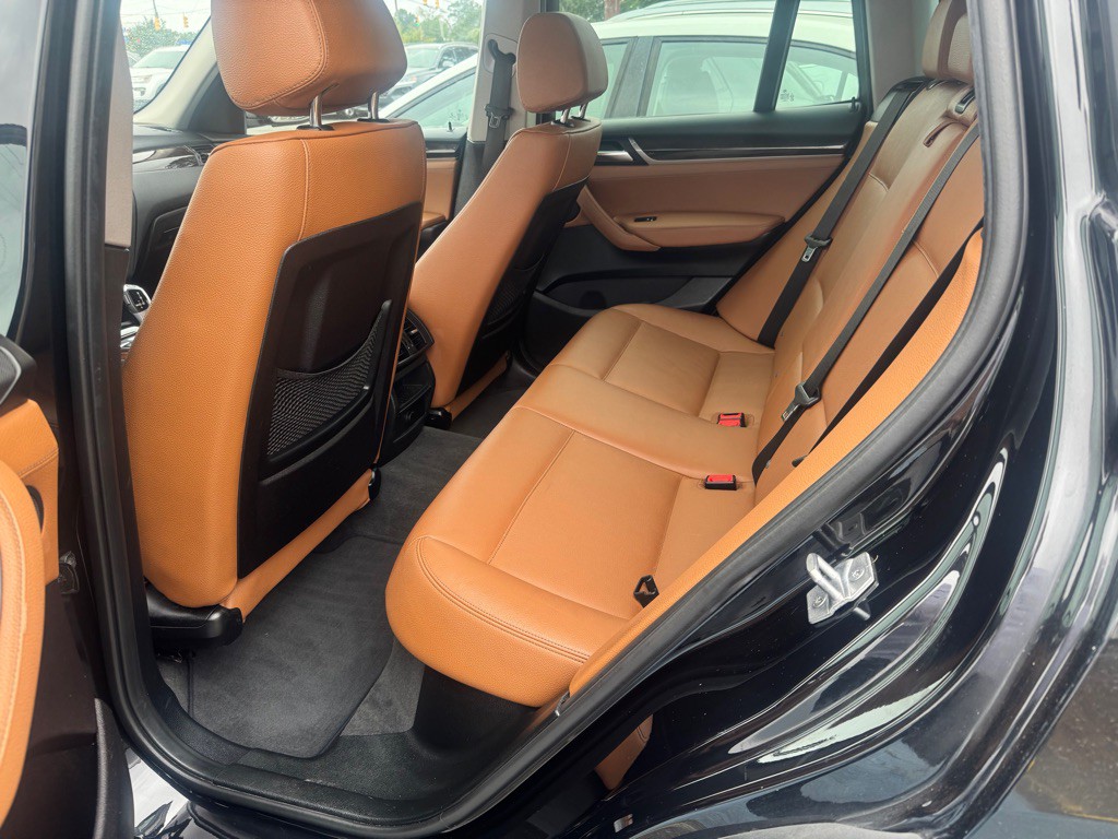 2017 BMW X3 Image 5