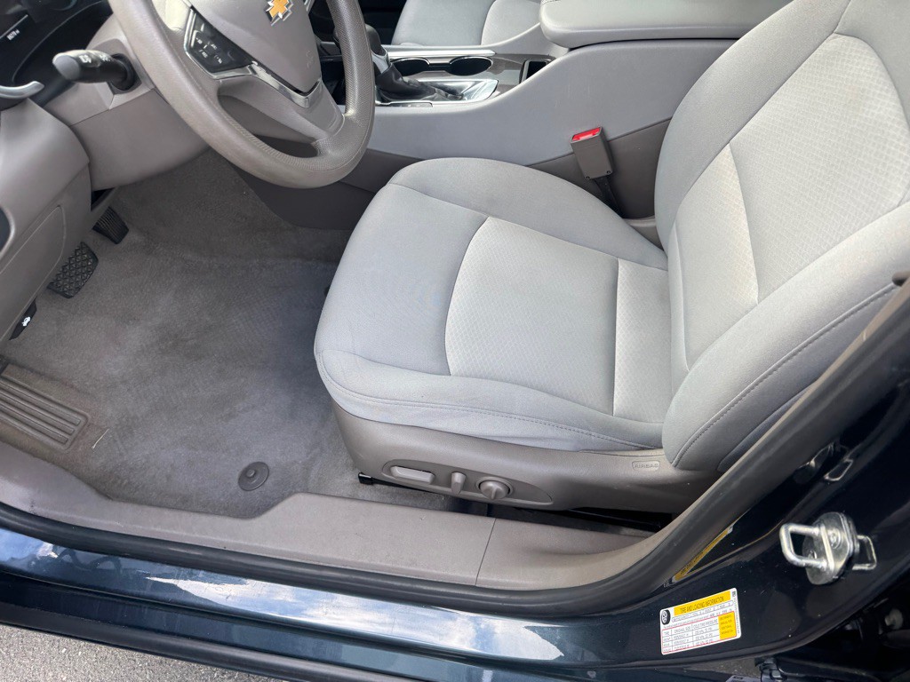2021 Chevrolet Malibu Image 8