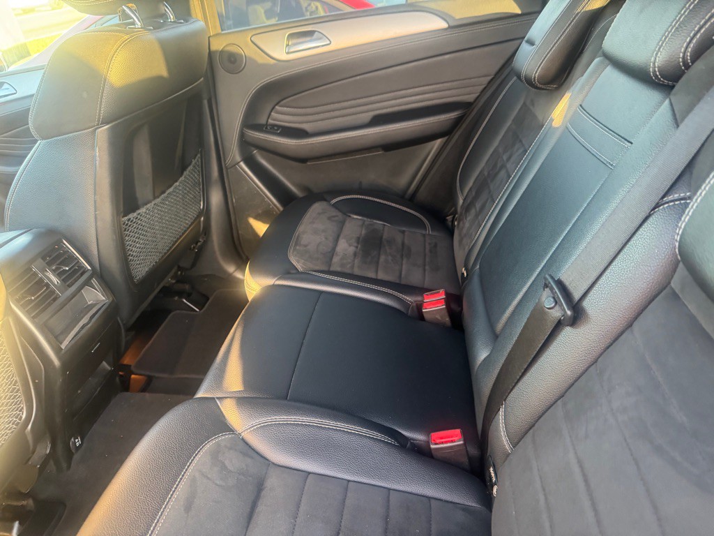 2018 Toyota Highlander Image 34