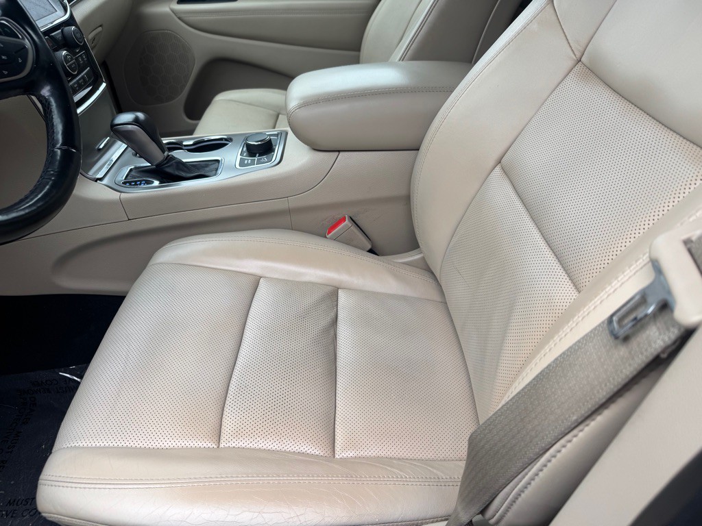 2020 Jeep Grand Cherokee Image 8