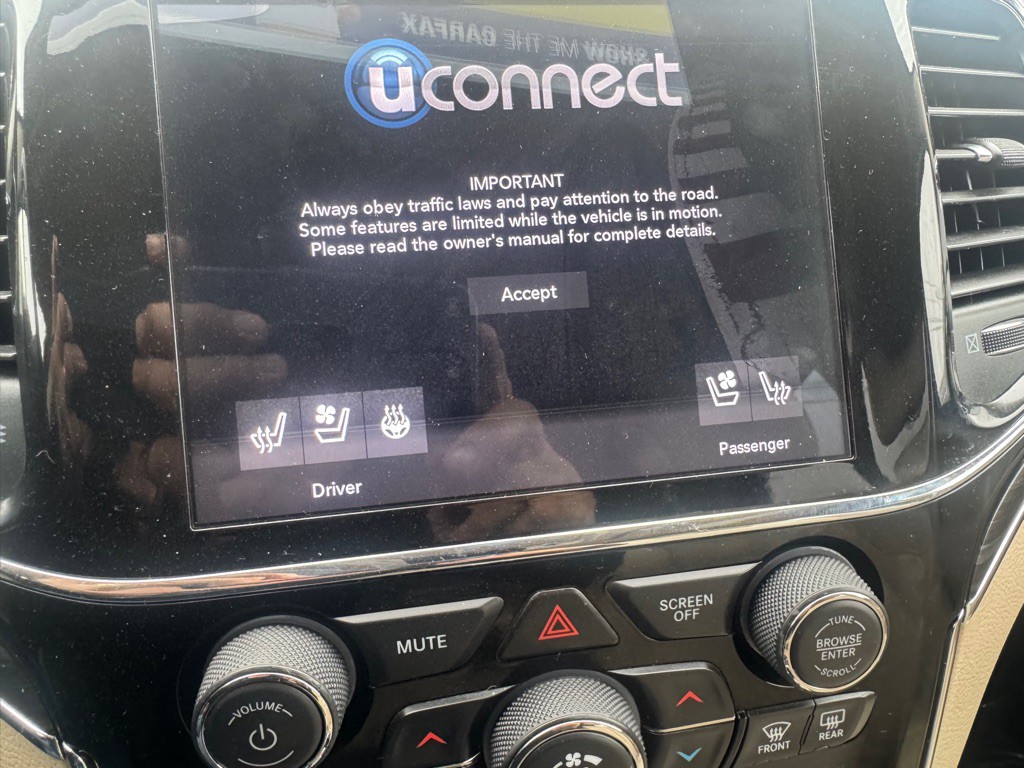 2020 Jeep Grand Cherokee Image 12