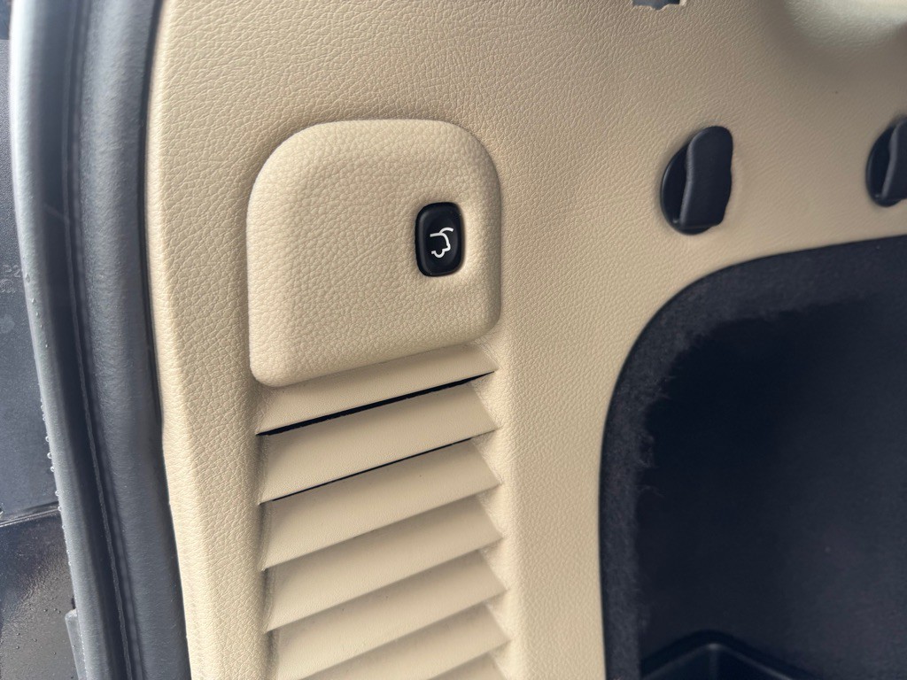 2020 Jeep Grand Cherokee Image 21