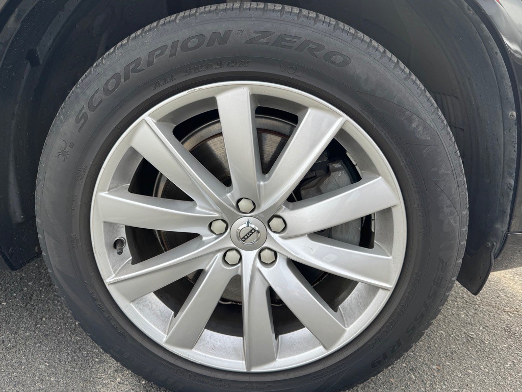 2016 Volvo XC90 Image 26