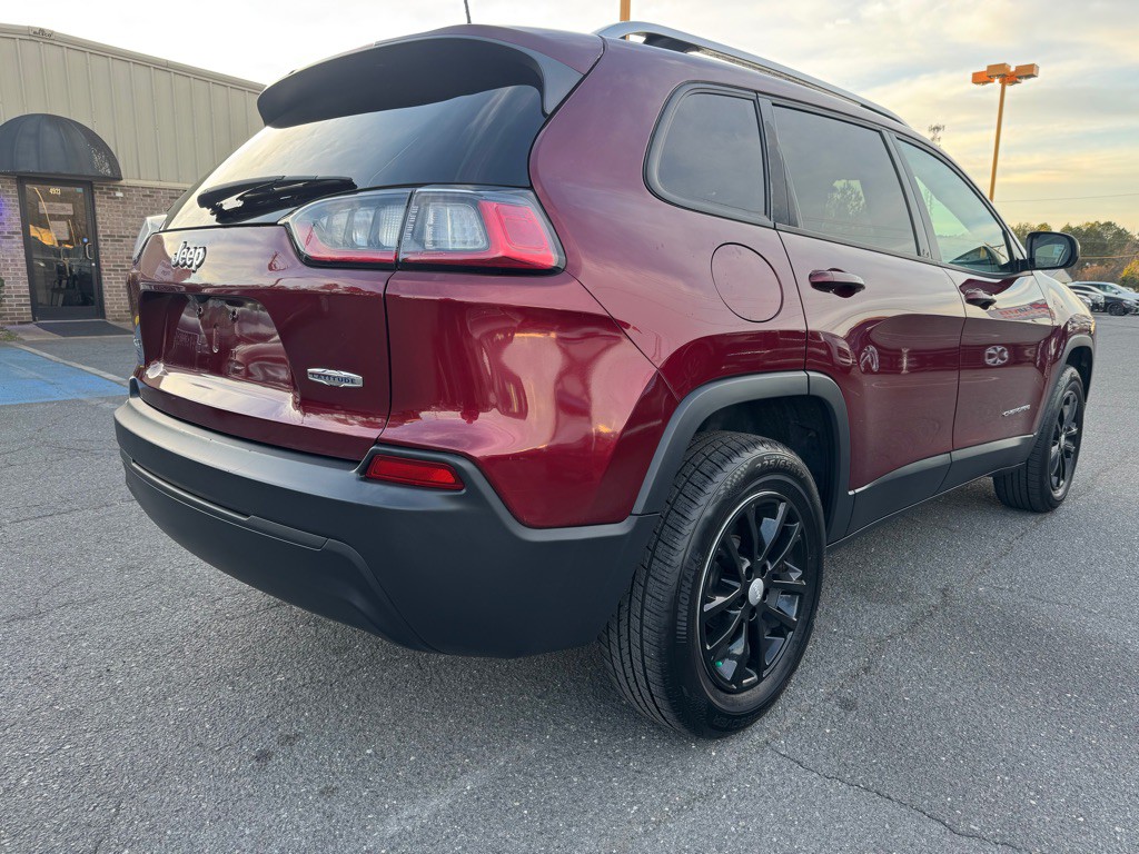 2020 Jeep Cherokee Image 7