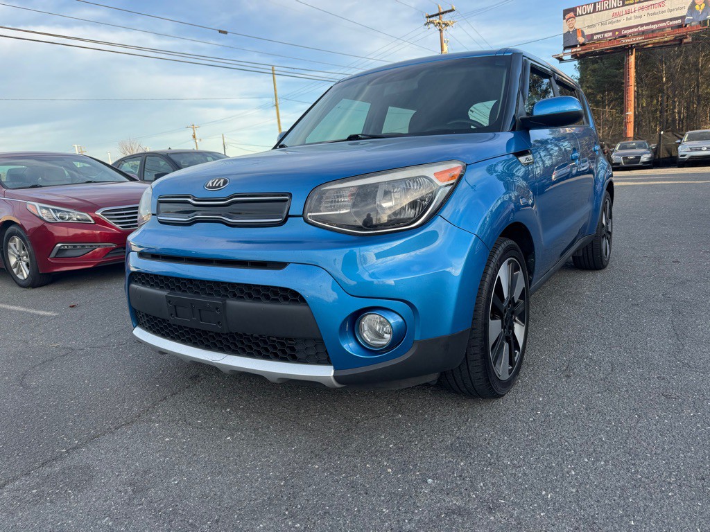 2017 Kia Soul Image 1
