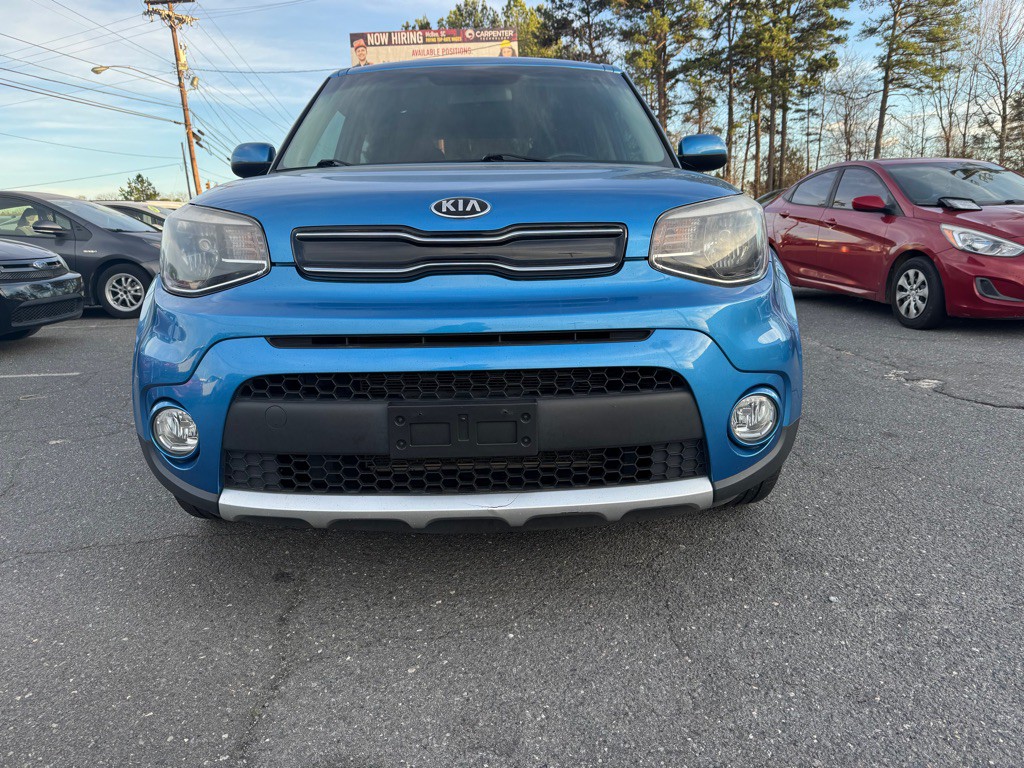 2017 Kia Soul Image 2