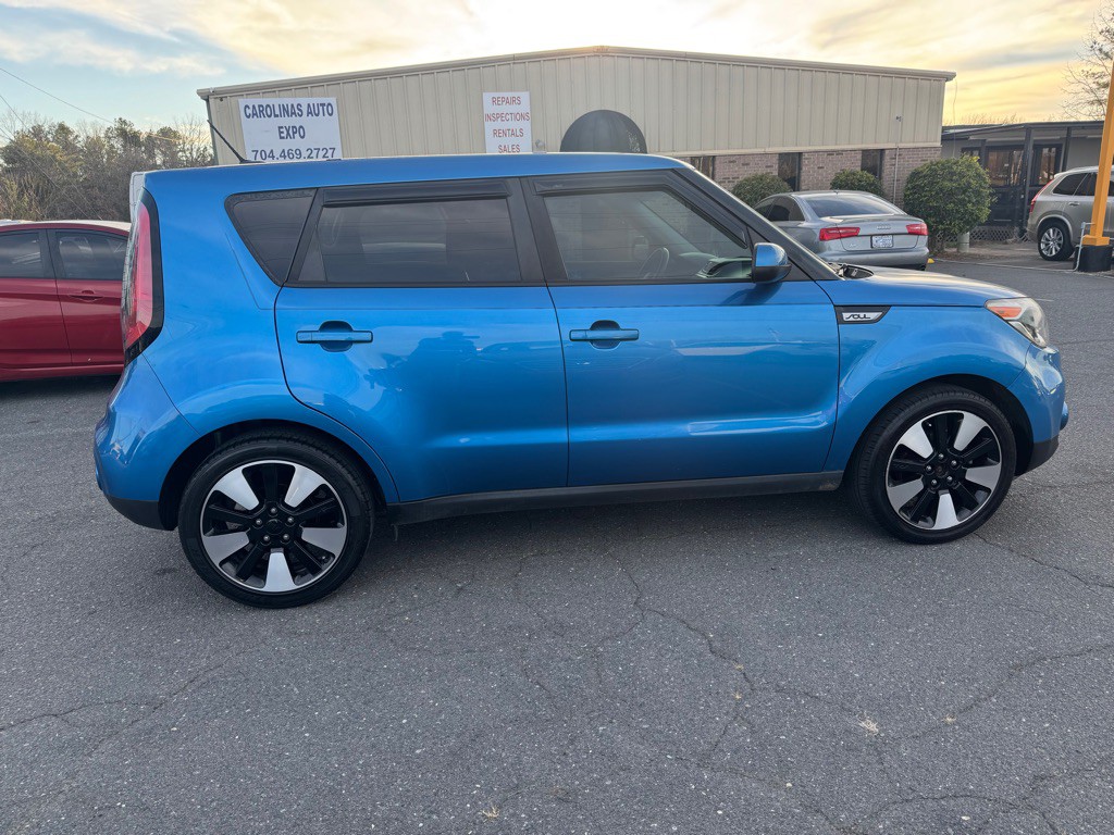 2017 Kia Soul Image 4