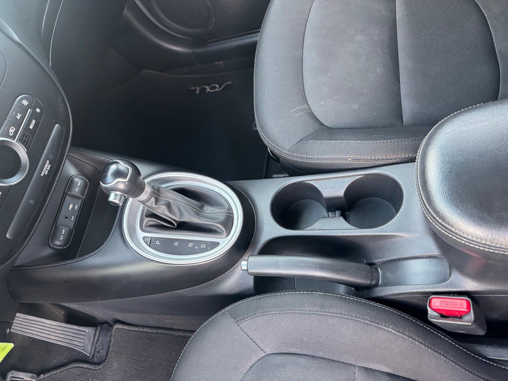 2017 Kia Soul Image 14