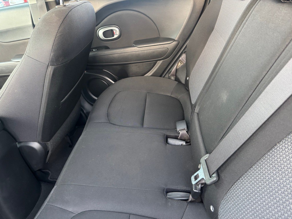2017 Kia Soul Image 17