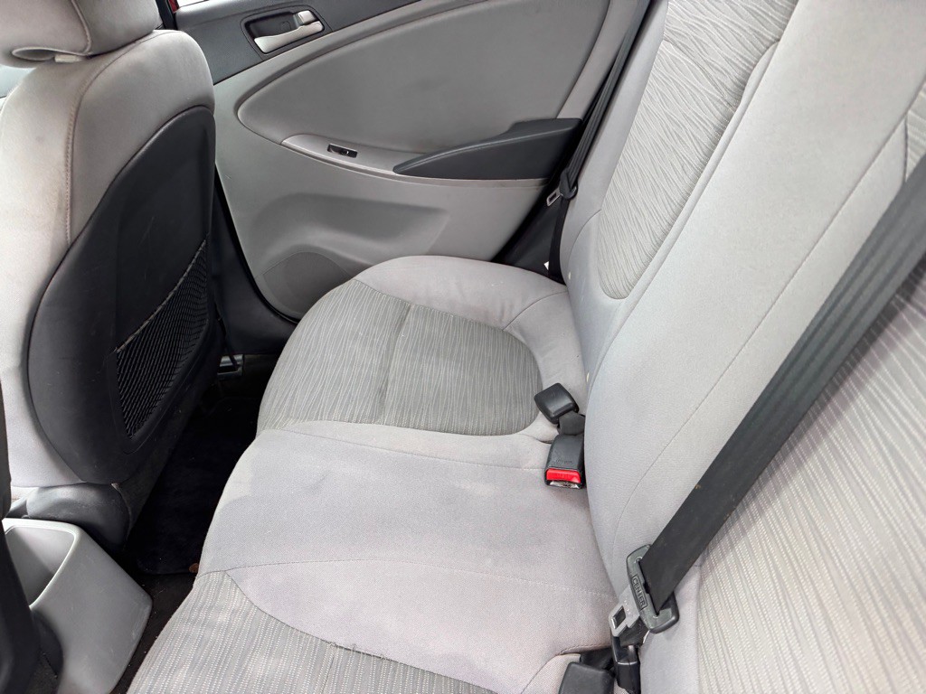 2017 Hyundai Accent Image 7