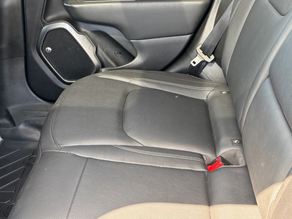 2019 Jeep Renegade Image 21