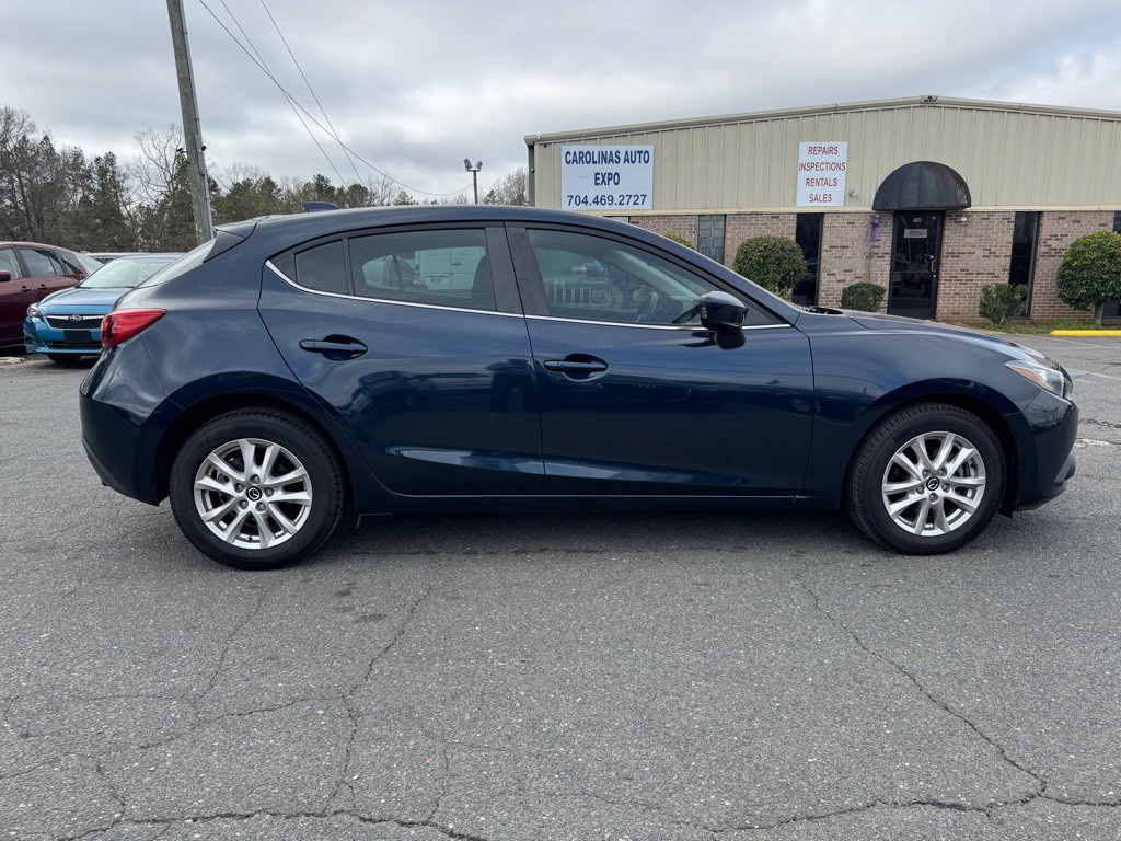 2015 Mazda Mazda3 Image 4