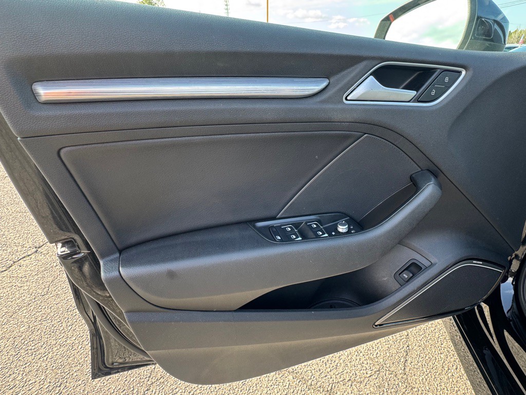 2016 Audi A3 Image 10