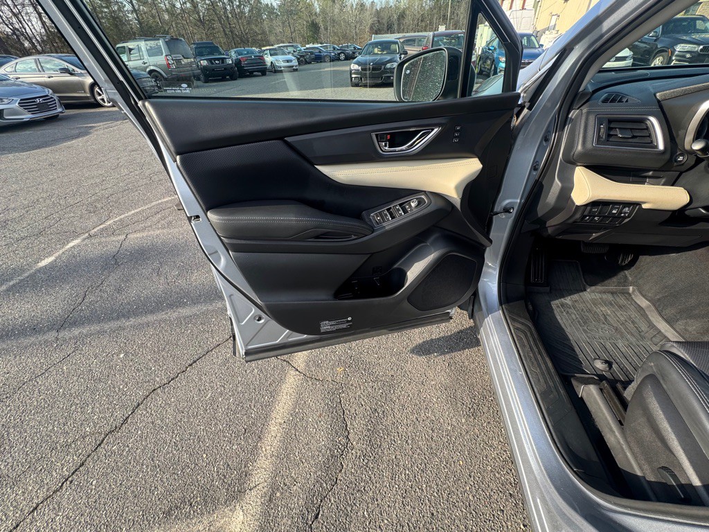 2019 Subaru Ascent Image 8