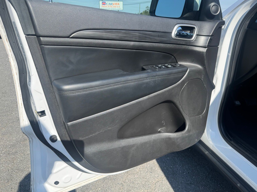 2019 Jeep Grand Cherokee Image 8