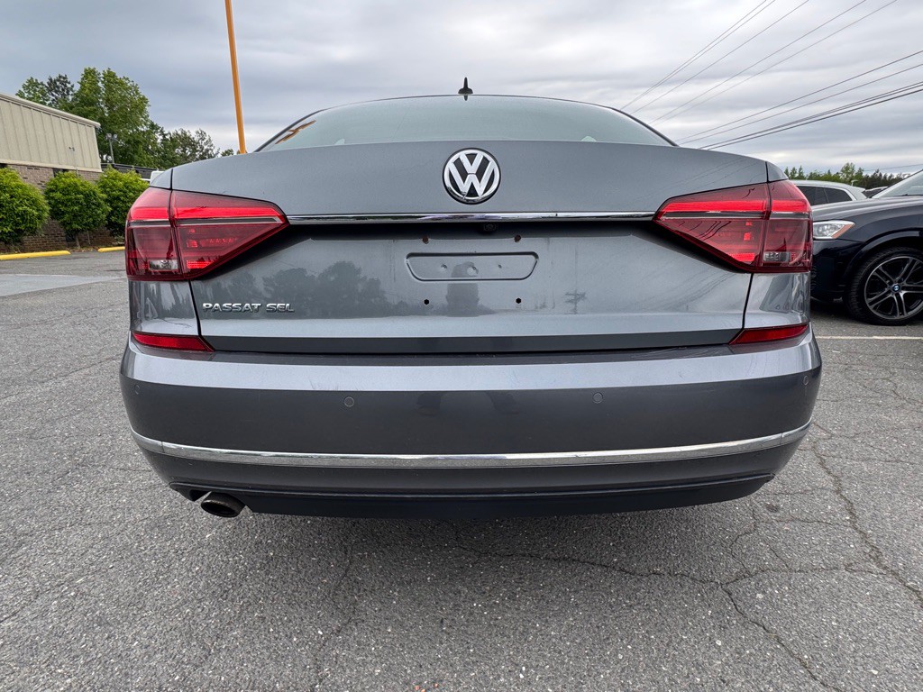 2018 Volkswagen Passat Image 6