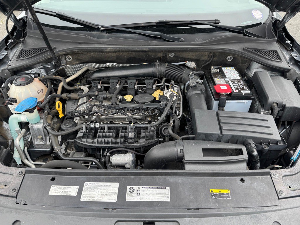 2018 Volkswagen Passat Image 21