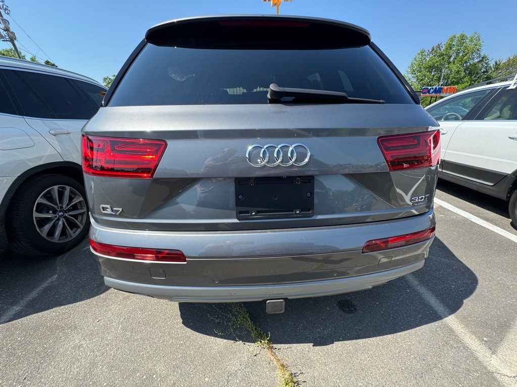 2017 Audi Q7 Image 6