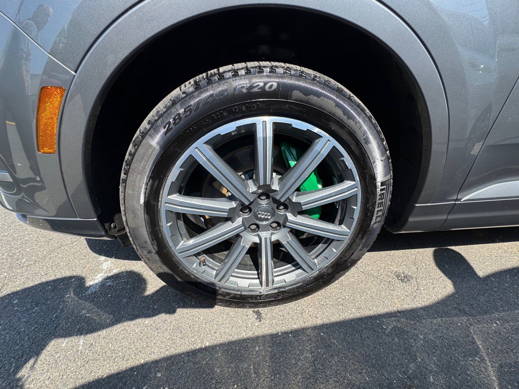 2017 Audi Q7 Image 28
