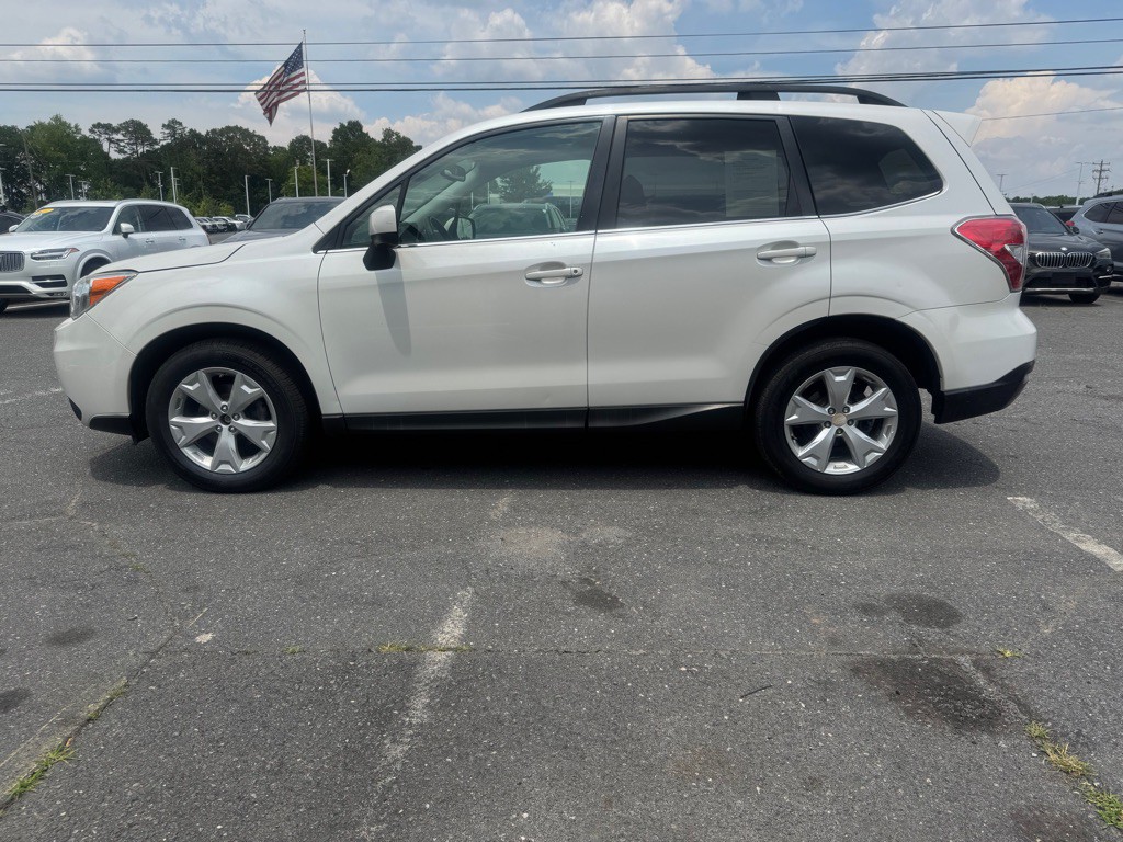 2015 Subaru Forester Image 8