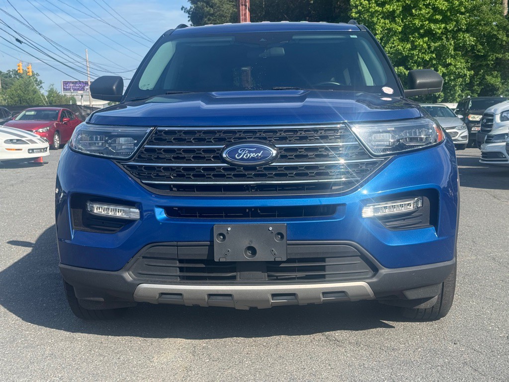 2022 Ford Explorer Image 2