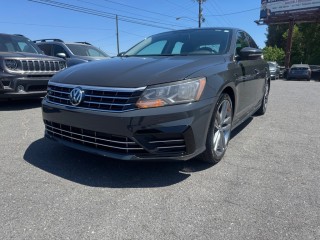 Image for 2017 Volkswagen Passat R-line ID: 7567282