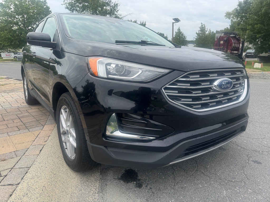 2022 Ford Edge Image 3