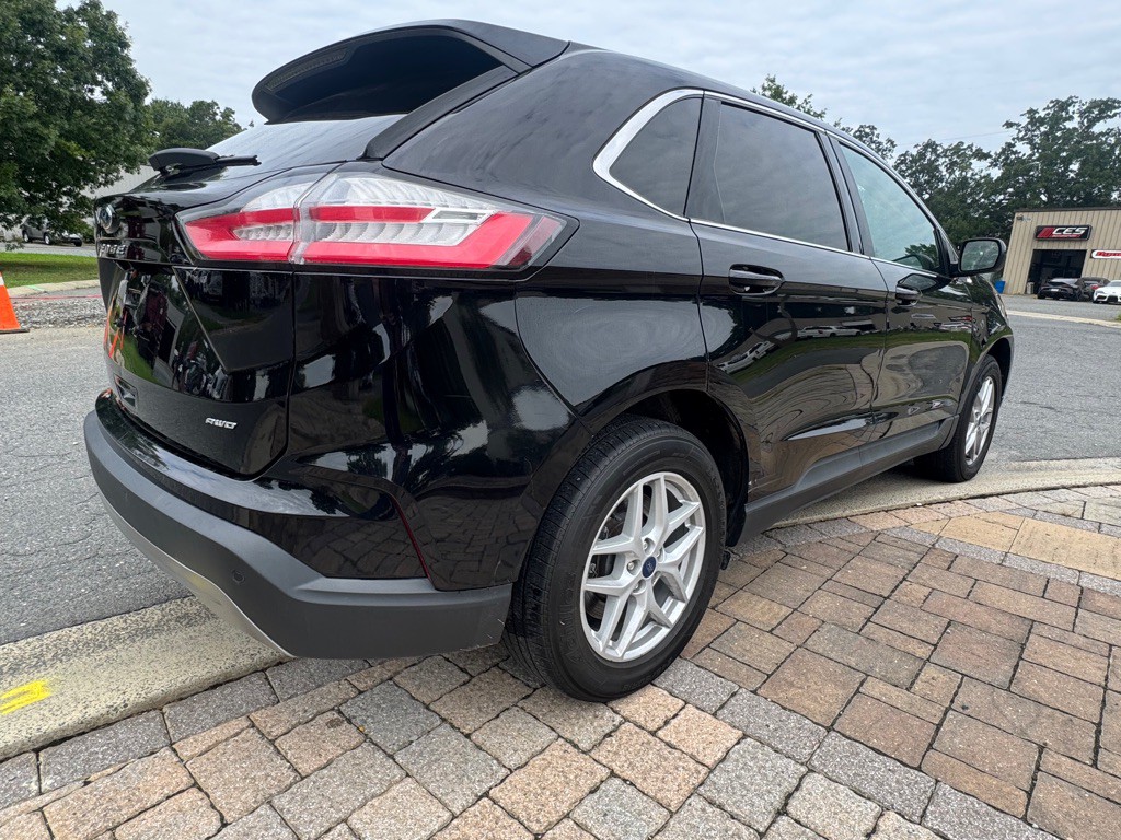 2022 Ford Edge Image 5