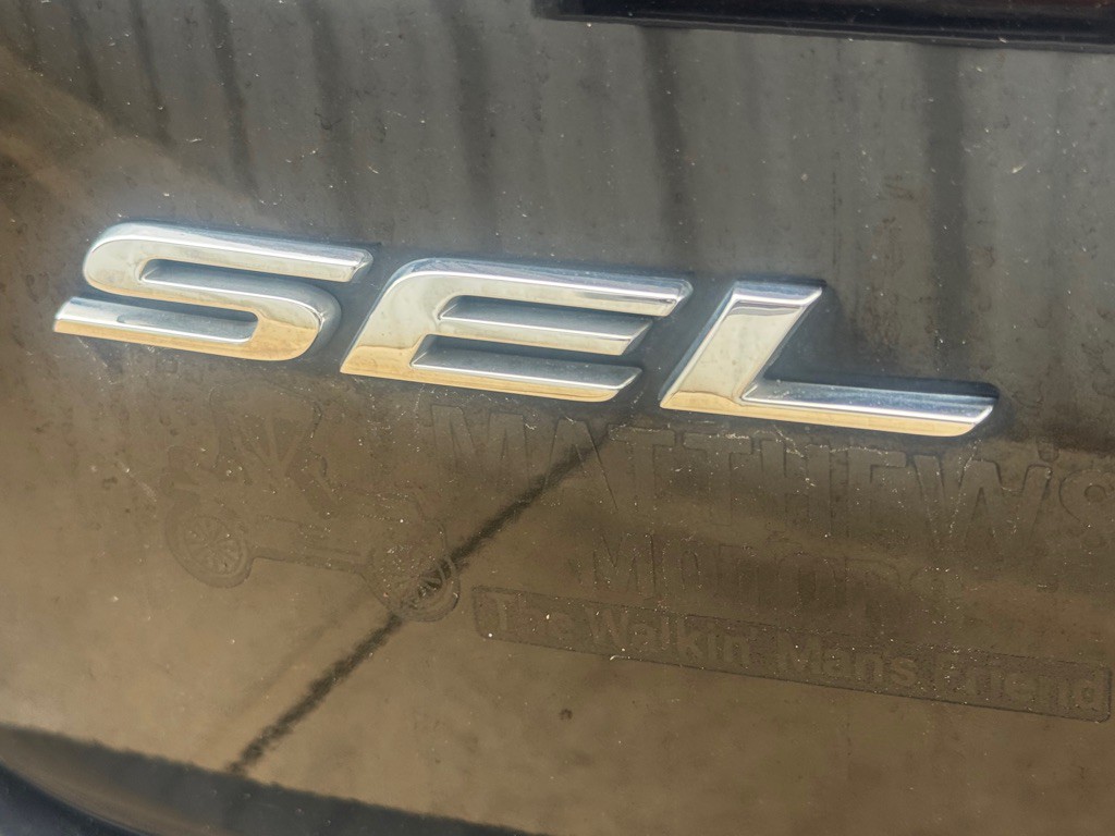 2022 Ford Edge Image 9
