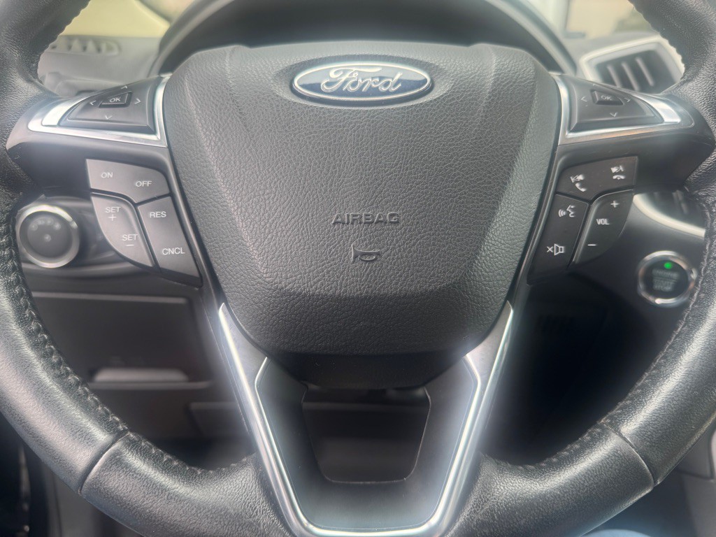 2022 Ford Edge Image 14
