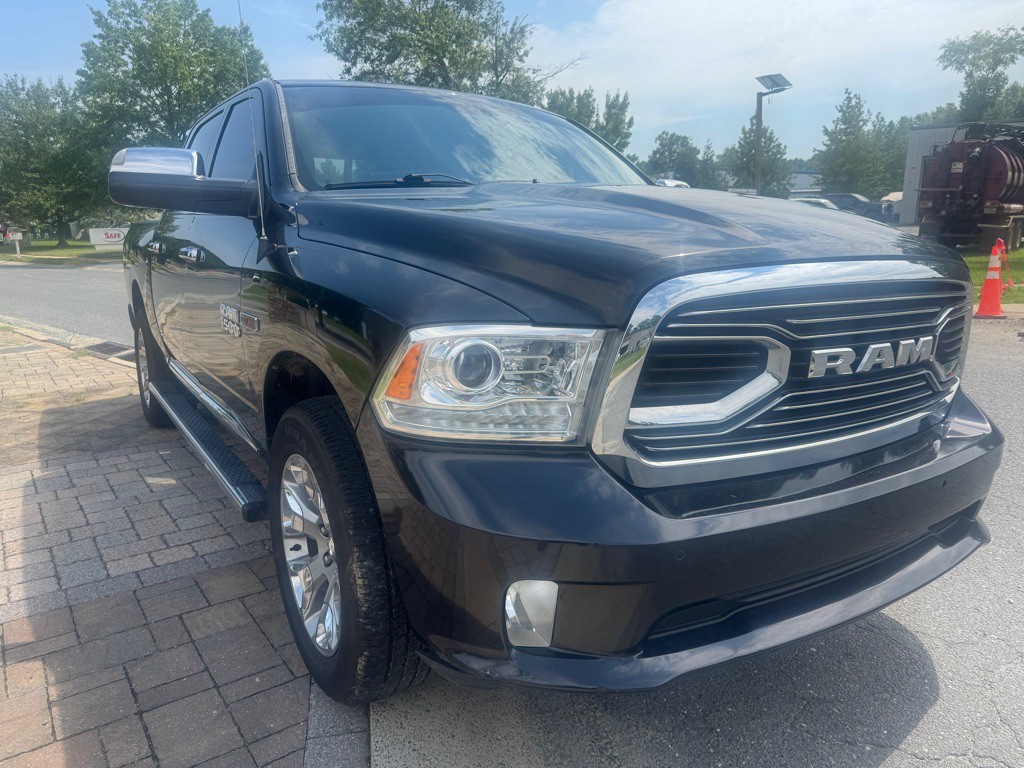 2016 RAM 1500 Image 3