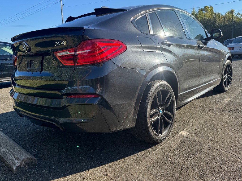 2016 BMW X4 Image 6