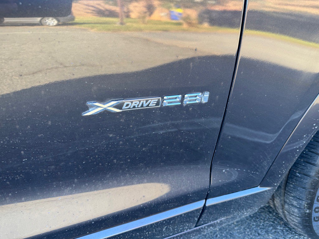 2016 BMW X4 Image 27