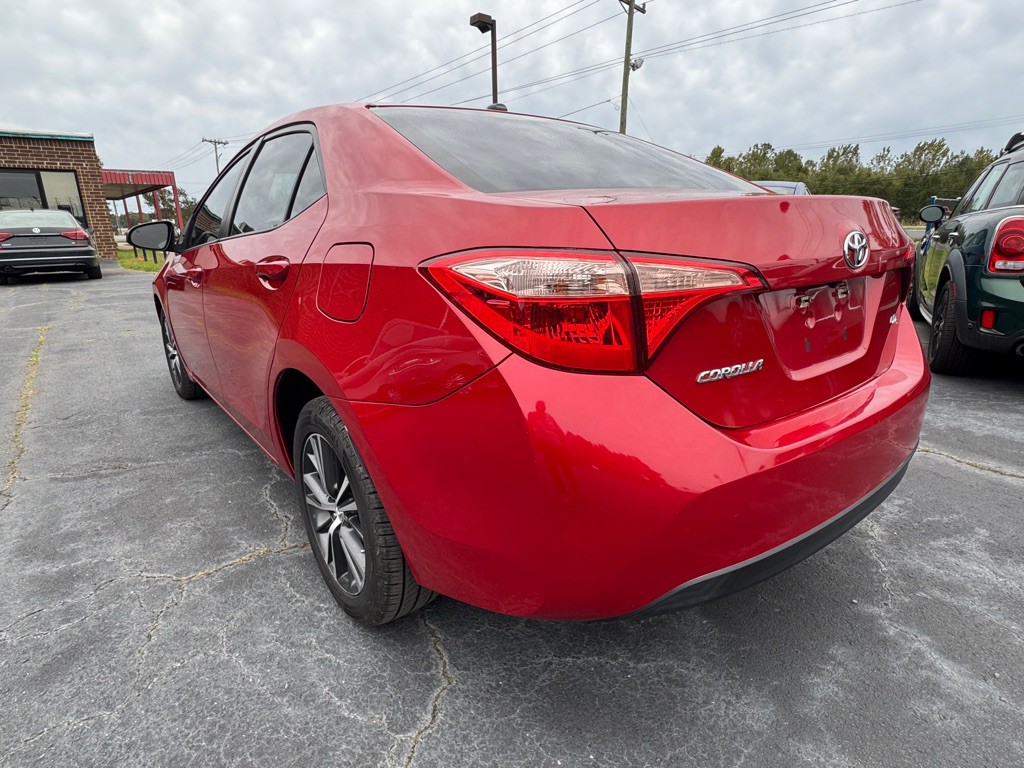 2017 Toyota Corolla Image 8